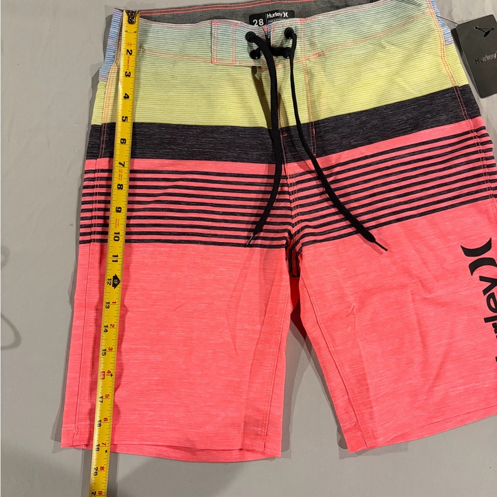 Hurley Men’s Coral, Yellow & Black Stripe Board Shorts NWT - Picture 2 of 6